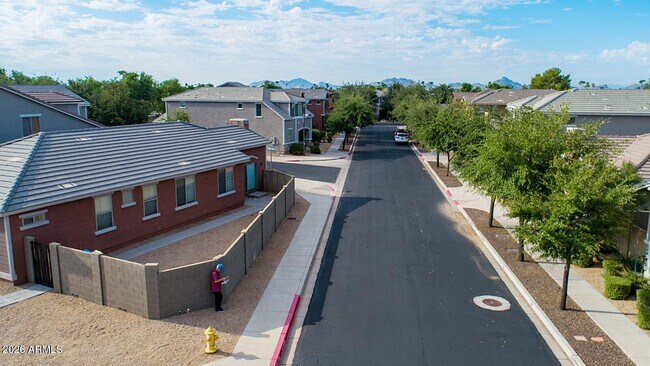 Building Photo - 4356 E Sack Dr