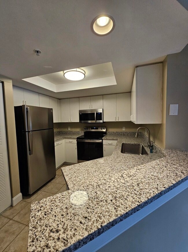 Building Photo - 4187 N Haverhill Rd