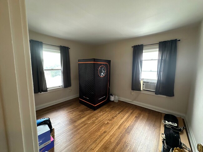 Building Photo - 667 Homewood Ave