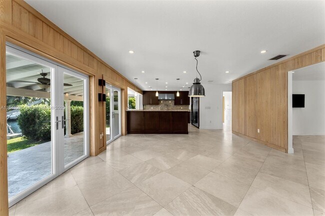 Building Photo - 12511 Ramiro St