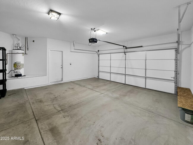 Building Photo - 1624 W South Fork Dr