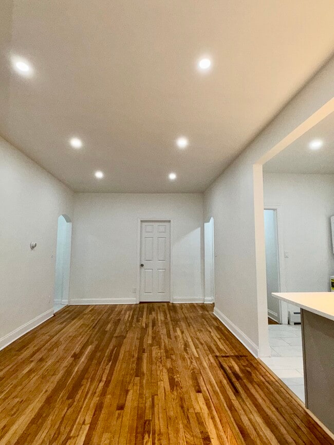 Building Photo - 71 HP Cobe-Cale LLC
