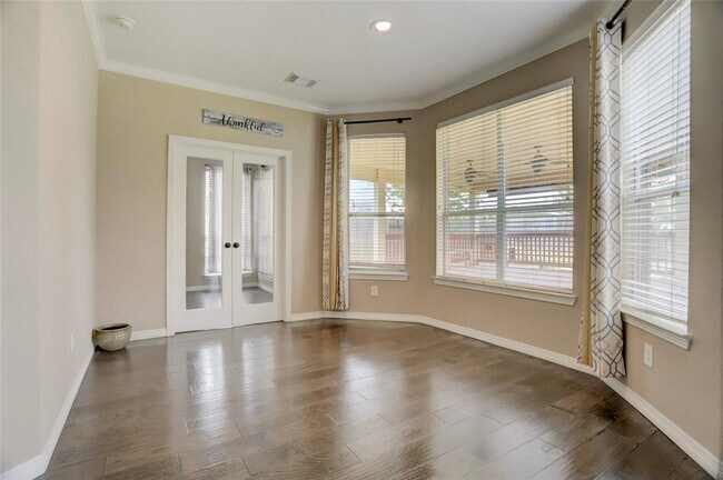 Building Photo - 514 Little River Ct