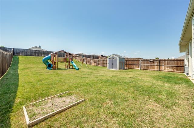 Building Photo - 552 Concho St