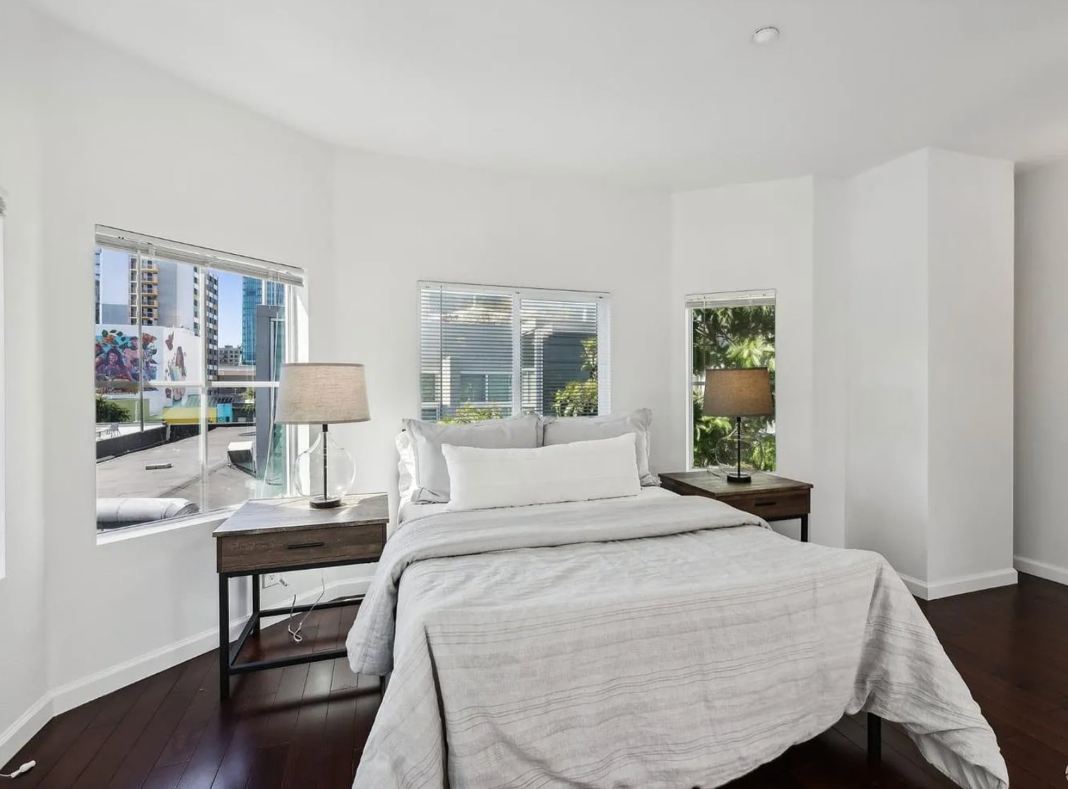 Building Photo - 28 Jennifer Pl