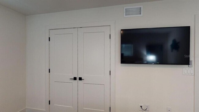 Building Photo - 1910 Morrill St