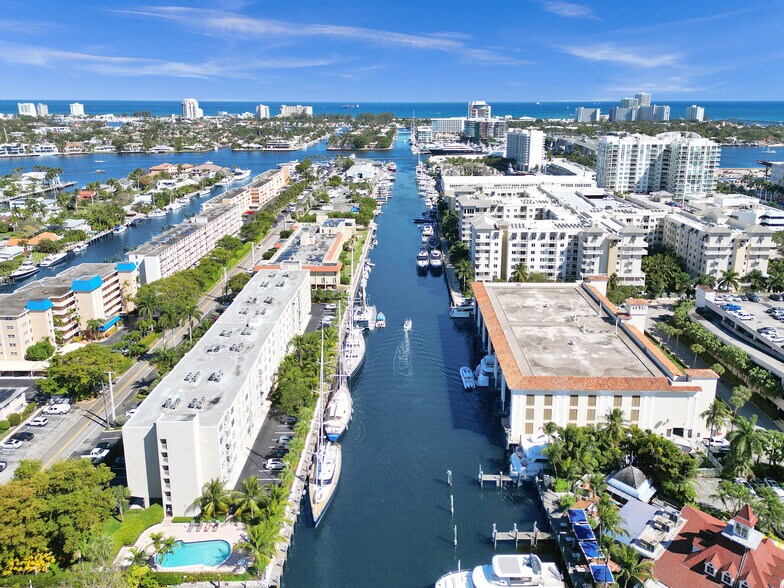 Building Photo - 1600 SE 15th St