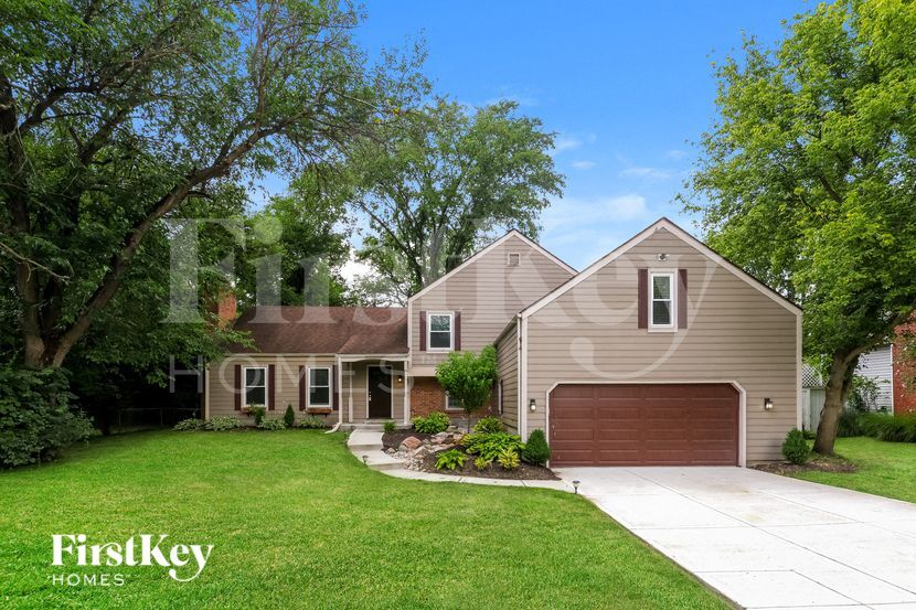 Primary Photo - 5621 Willow Twig Ln