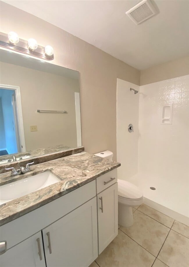 Building Photo - PIKUS Stanton (2923 Gordon St)