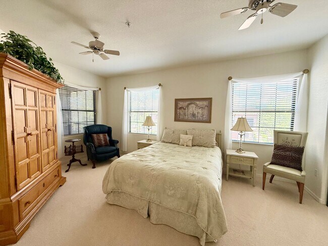 Building Photo - Luxury Fully Furnished Golf Course Condo in Gated Hassayampa!