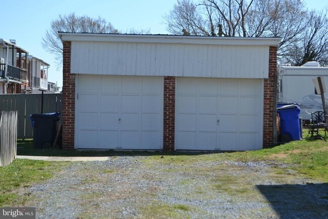 Building Photo - 200 W All Saints St