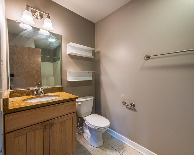 3rd Bedroom Bath (shower not shown) - 1013 Linden Ave