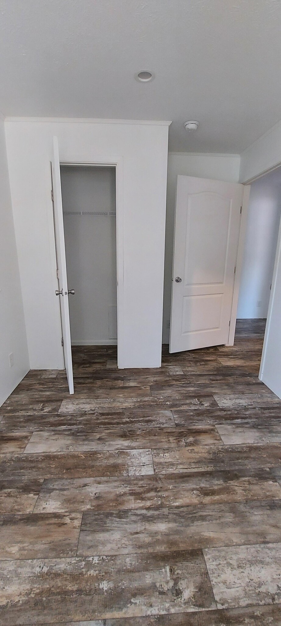 Building Photo - 46 Joymar Dr