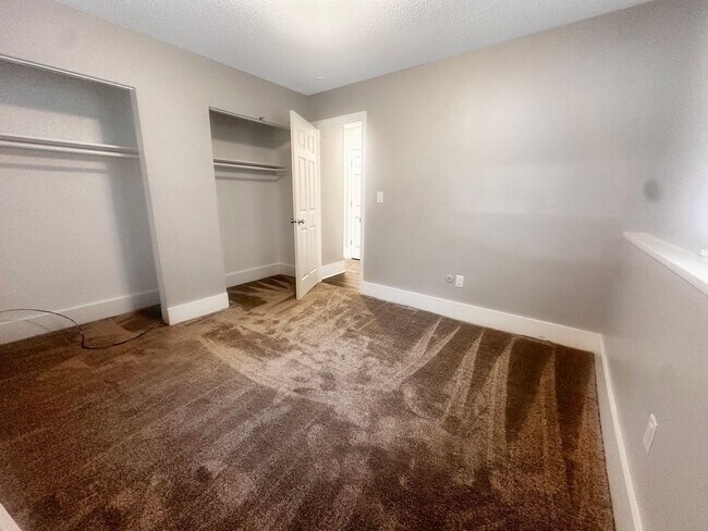 Building Photo - 3453 Hubal Ave SW