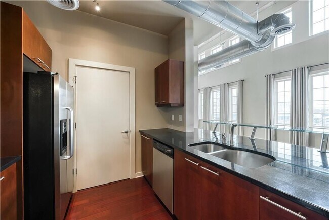 Building Photo - 232 19th St NW