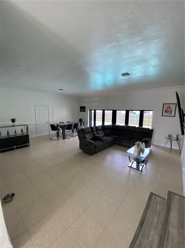 Building Photo - 8531 SW 16th Terrace