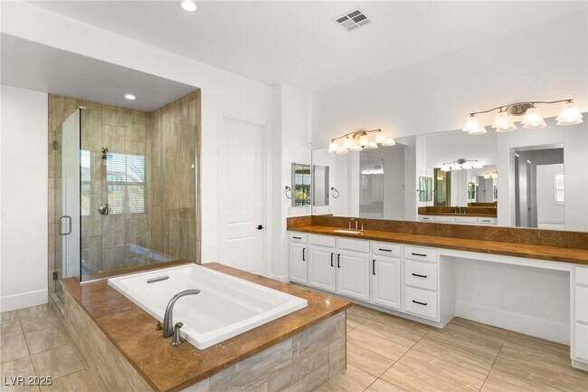 Building Photo - 4039 Villa Rafael Dr