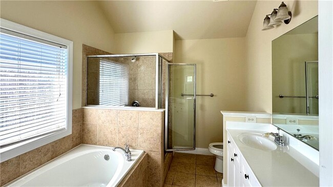Building Photo - 10816 Ellicot Way