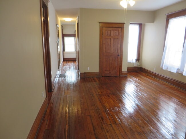 Building Photo - 1205 Fulton St