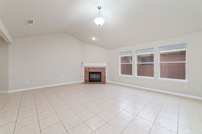 Building Photo - 2727 Chatford Hollow Ln