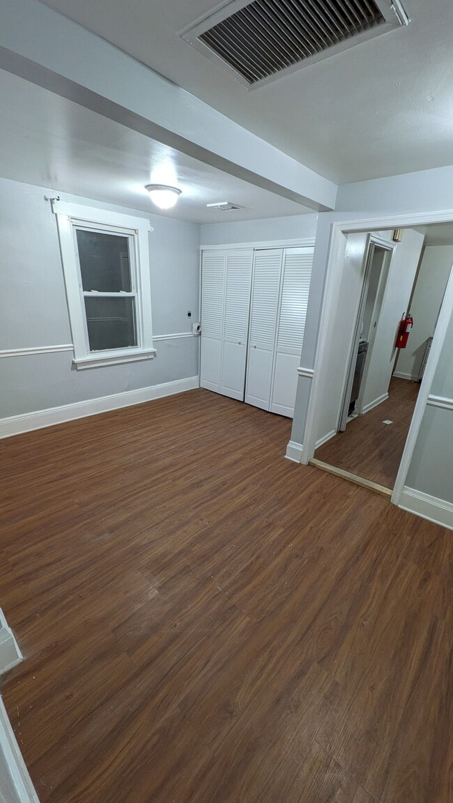 Building Photo - 167 Jerome Pl