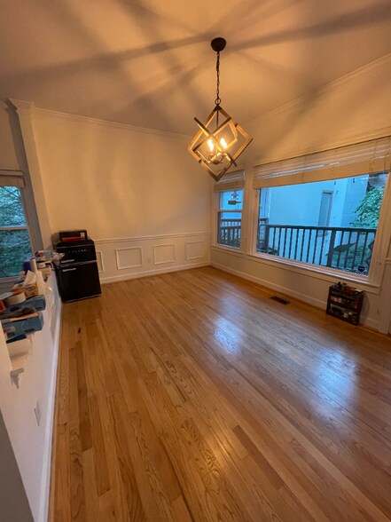 Building Photo - 410 Drexel Ave
