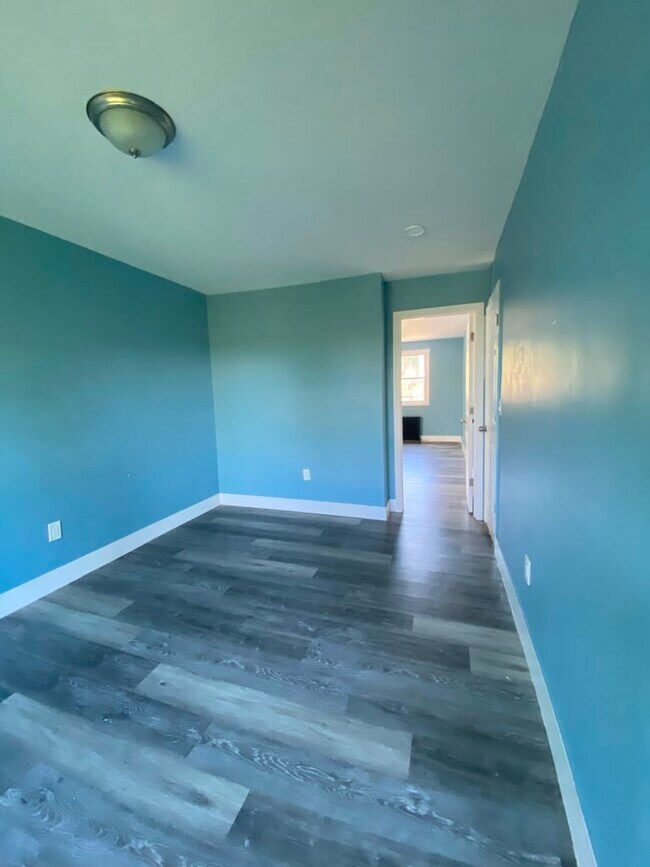 Building Photo - 222 Sommerville Pl