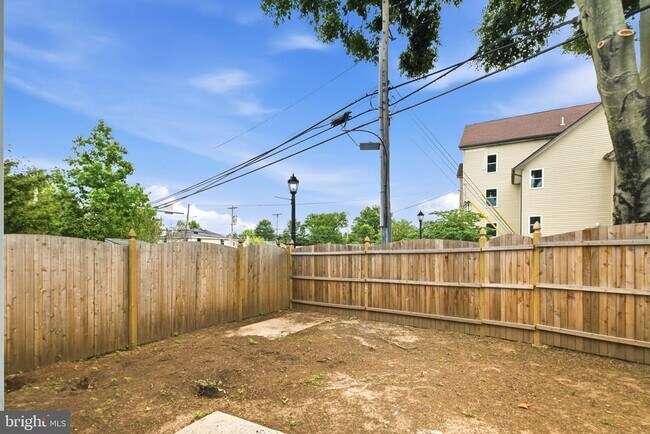 Building Photo - 108 Allison Ct