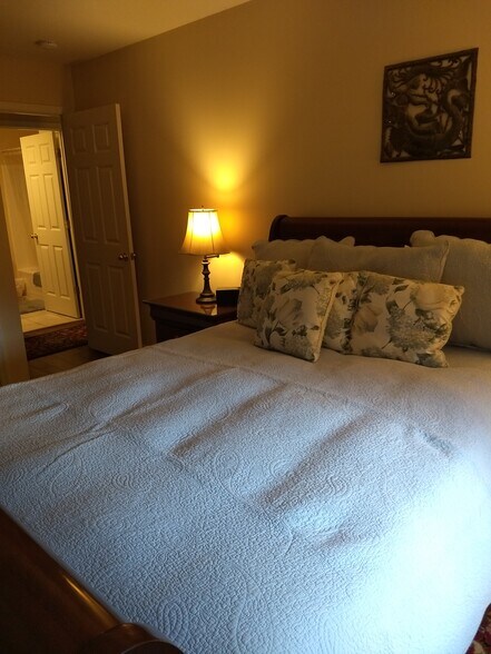 Building Photo - 4659 Montgomery Rd