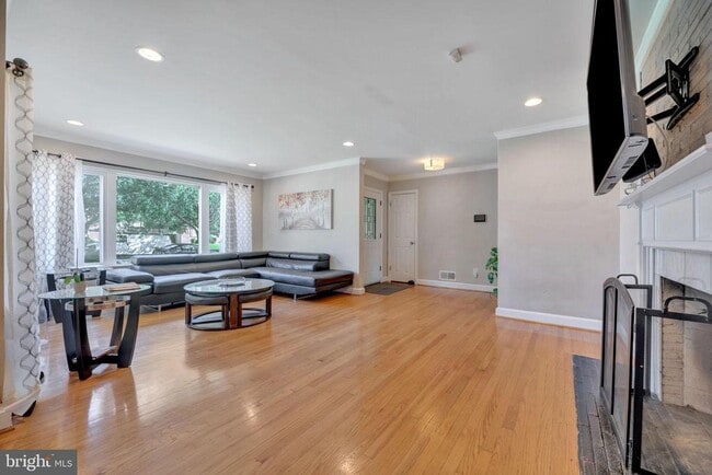 Building Photo - 2703 Gaither St