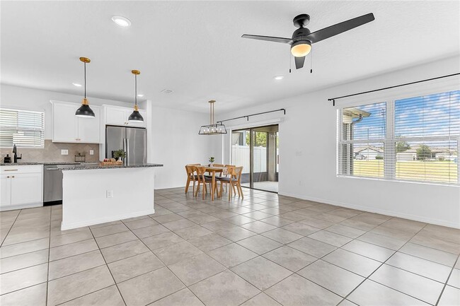 Building Photo - 747 Citrus Isle Dr