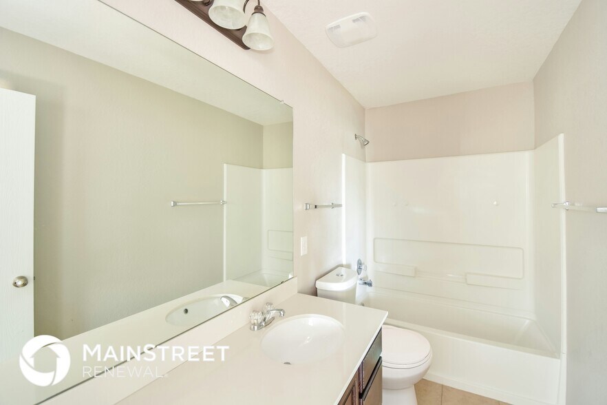 Building Photo - 7906 Horse Hollow