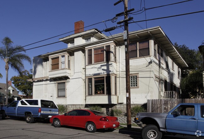 Primary Photo - E Street Apartments