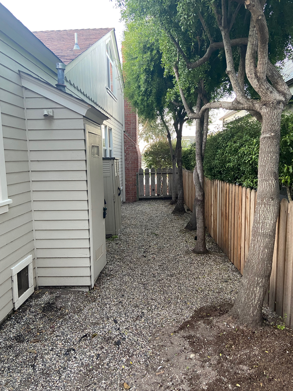 Water heater and side yard - 1005 Del Monte Blvd