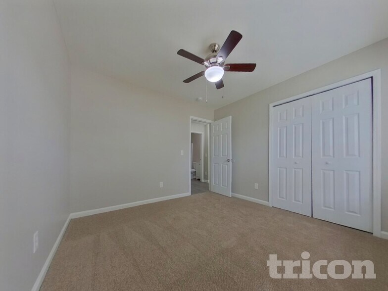 Building Photo - 234 Marsh Deer Way