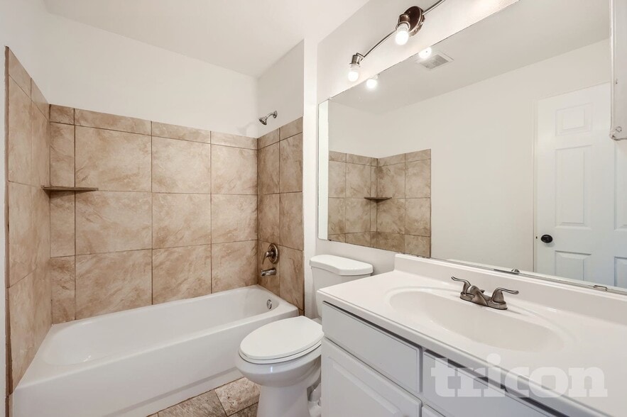 Building Photo - 12342 S Nate Cir