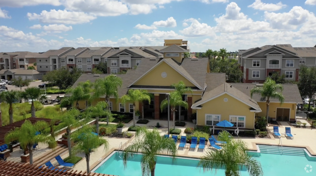 Building Photo - Town Center At Lakeside Village