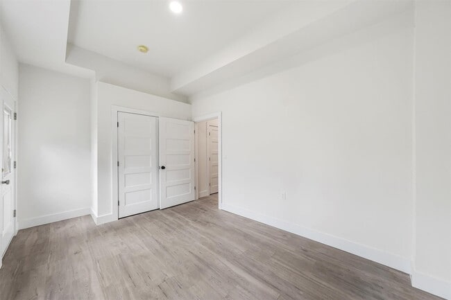 Building Photo - 1083 US-9