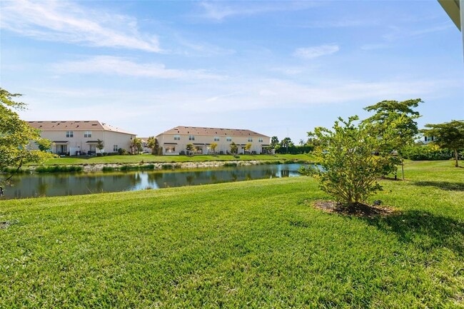 Building Photo - 5725 Haven Ter