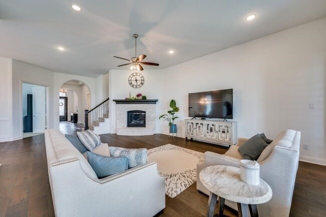 Building Photo - 3970 Sweet Clover Dr