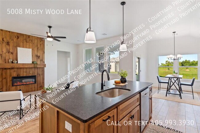 Building Photo - 5008 Misty Wood Ln