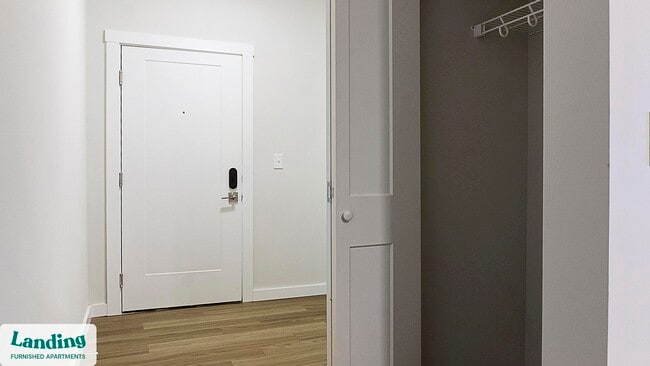 Building Photo - 9906 Runway Dr