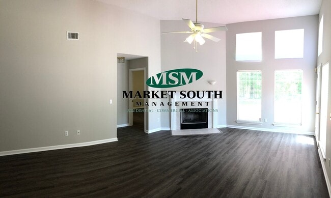 Building Photo - **APPLICATION PENDING!!** BEAUTIFUL HOME IN POOLER