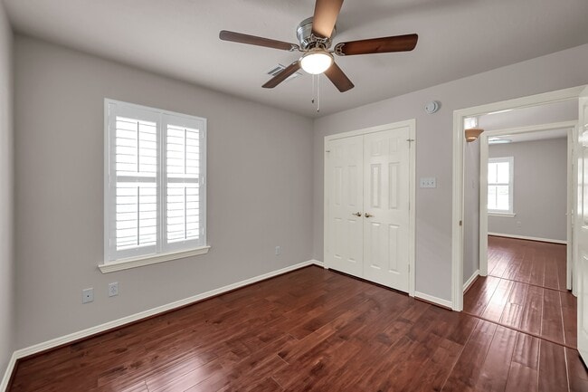 Building Photo - 122 Snug Harbor Dr