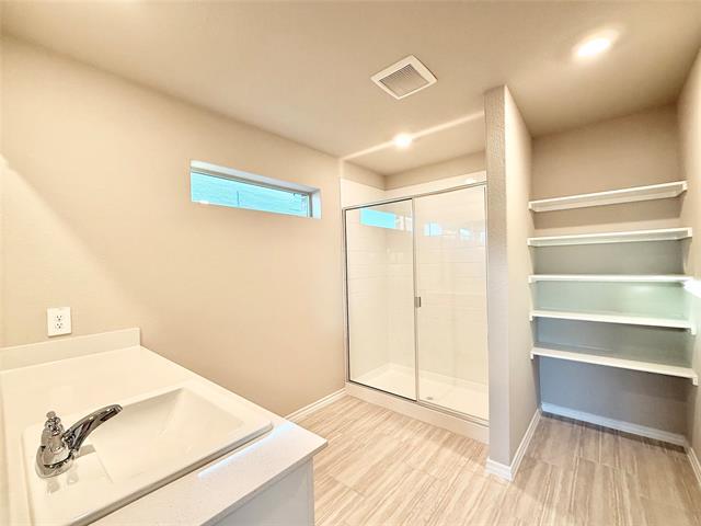 Building Photo - 8420 Hollymead Ln