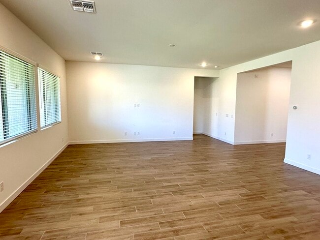 Building Photo - Fantastic "Holly" floor plan in Bella Vista Farms