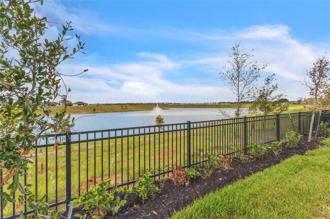 Building Photo - 27627 Village Way Dr.