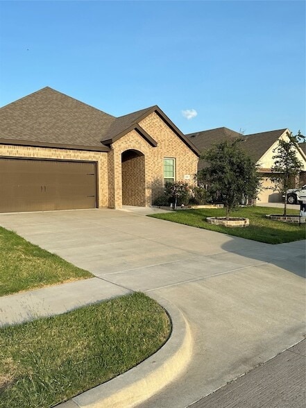 Building Photo - 152 Whitetail Wy