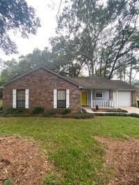 Building Photo - 3701 Bentley Dr