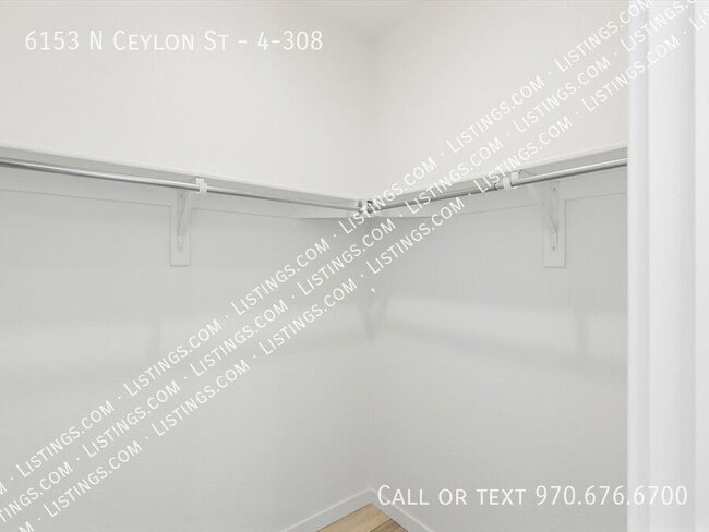 Building Photo - 6153 N Ceylon St